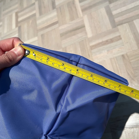 Longchamp - Le Pliage Nylon Shoulder Bag, Lavender Color, Great Condition - Picture 6 of 7